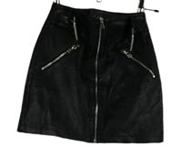 Dámska čierna koženková minisukňa s opaskom Topshop vel. 32