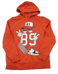 Červená mikina s číslem, obrázky a kapucí C&A