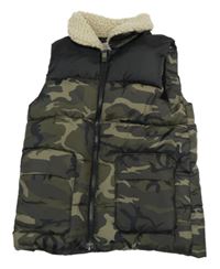 Army-černá prošívaná šusťáková zateplená vesta s huňatým límečkem Nutmeg