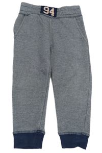 Tmavomodro-bílé pruhované melírované teplé tepláky s číslem H&M