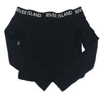 Čierne crop tričko s logy a lodičkovým výstřihem RIVER ISLAND