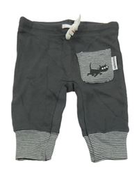 Šedé lehké tepláky s kapsou 