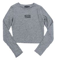 Šedé melírované žebrované úpletové crop mikinotriko s nápismi a smajlíkmi New Look