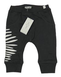 Nové - Antracitové tepláky s pruhy 