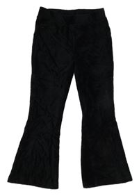Čierne rebrované zamatové flare legíny