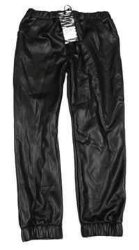 Nové - Černé koženkové kalhoty Next 