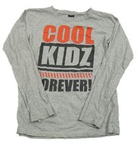 Šedé triko s nápisy Chapter young