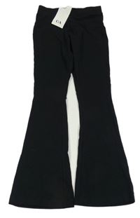 Nové - Černé flare legíny C&A