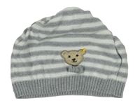 Bielo-sivá pruhovaná ľahká pletená čapica s medvěďom