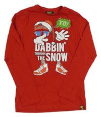 Červené triko s potiskem 