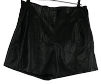 Dámske čierne koženkové kraťasy Primark