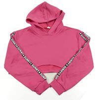 Tmavoružová športová crop mikina s nápismi a kapucňou Shein