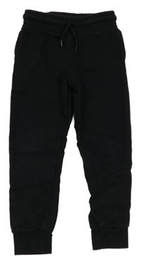 Čierne tepláky Dunnes