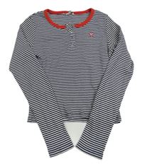 Tmavomodro-biele pruhované rebrované crop tričko so srdiečkom REVIEW