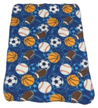 Tmavomodrá fleecová deka míči
