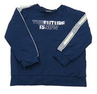 Tmavomodrá mikina s nápismi a pruhom LC WaIKIKI