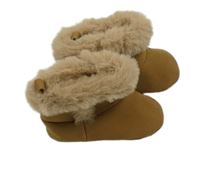 Béžové semišové zateplené cápačky Next vel.18