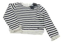 Bílo-černý pruhovaný kašmírový svetr s mašlí a volánky mayoral