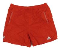 Červené plážové kraťasy s logom Adidas