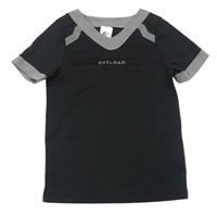 Čierne športové funkčné tričko s nápisom Decathlon