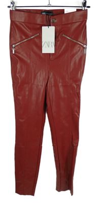 Nové - Dámské karmínové koženkové skinny kalhoty Zara 