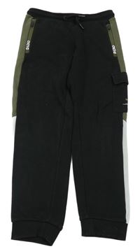 Černo-khaki tepláky s pruhy C&A