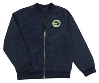 Tmavomodrý šusťákový jarní bomber s lebkou dinosaura lupilu