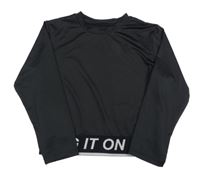 Čierne elastické športové crop tričko s nápismi REDTAG