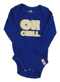 Modré body s nápisem 