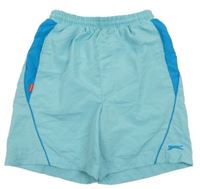 Svetlomodré plážové kraťasy s logom Slazenger