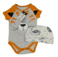 2set- šedo-oranžové body s tygrem+ bílá čepice s obrázky