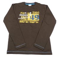 Čokoládová mikina s nápisom