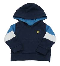 Tmavomodro-modro-biela mikina s nášivkou a kapucňou Lyle&Scott
