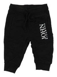 Čierne tepláky s nápisom Richmond