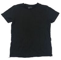 Čierne melírované tričko s vreckom Next