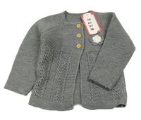 Nové - Šedý vzorovaný propínací svetr s 3D květem 