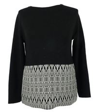 Dámský černo-bílý vzorovaný svetr 