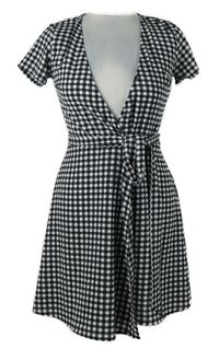 Dámske čierno-biele kockované zavinovací šaty H&M