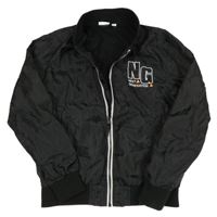 Čierna šušťáková jarná bunda s písmeny