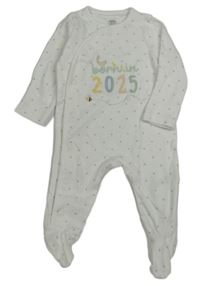 Biely overal s hviezdami a nápisom F&F