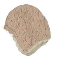 Svetloružová perforovaná čapica s květem Early Days