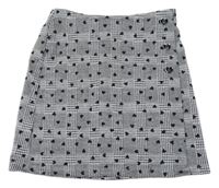 Čierno-biela kockovaná sukňa so srdiečkami a gombíky Primark