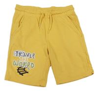 Tmavožluté teplákové kraťasy s nápisy little kids