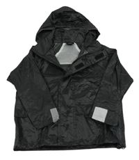 Čierna vodeodolná šušťáková jarná bunda s kapucňou