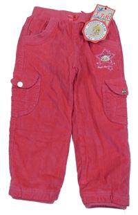 Nové - Malinové podšité cargo manšestráky s výšivkou