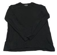 Černé triko s kapsičkou Y.F.K.