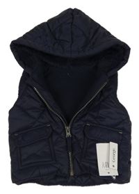 Nové - tmavomodrá prošívaná šusťáková zateplená vesta s kapucí George