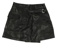 Čierne koženkové sukňové kraťasy s vreckom Zara