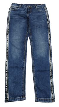 Tmavomodré skinny rifle s pruhom s nápismi