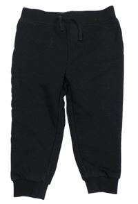 Černé tepláky Primark